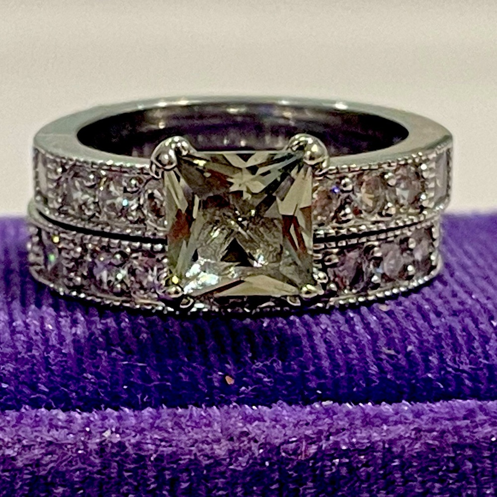 Ring Bomb Party RBP Deep Grey Spinel Double Band Set Sz7 NWOT